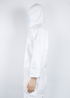 Άσπρη μίας χρήσης προστατευτική ιατρική φόρμα αντι κοστουμιών σταγονίδιων εσθήτων Dustproof
