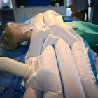 Χειρουργικό ενήλικο ανώτερο σώμα που αναγκάζεται - θερμαίνοντας κάλυμμα αέρα για το δωμάτιο λειτουργίας